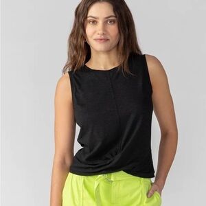 Women Sanctuary Printed Twist Front Top, sleeveless Top XL shirt